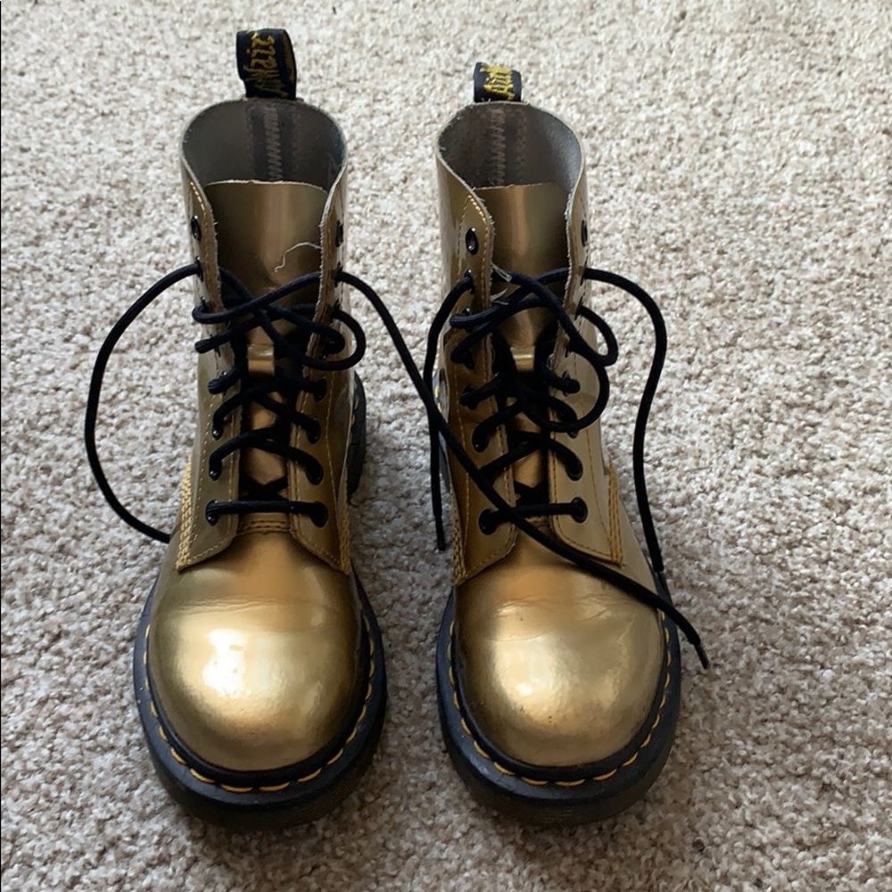 Gold Dr.Martins!!